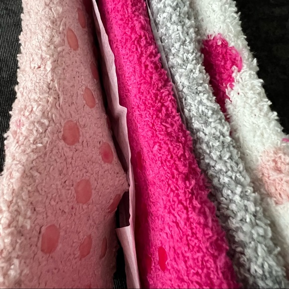 NWT Jessica Simpson Valentines Cozy Socks Pack - Picture 10 of 10